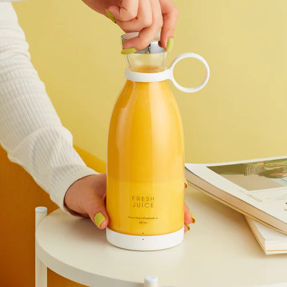 Portable USB Rechargeable Juicer Bottle – Fresh Juice Anytime